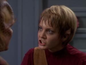 Kes asks Neelix to have a child with her