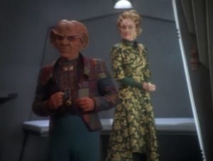 Quark ends up looking like a real pro when it comes to con-men and business. 