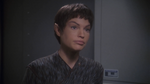 So he asks T'Pol for help
