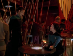 Bashir confronts his old classmate. They get along. 