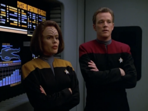B'Elanna and Tom cross their arms