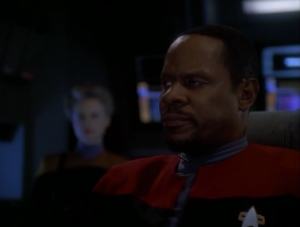 The Changeling has programed the defiant to fire on a planet, which would start a war. Sisko sets the self-destruct to go off before they get there