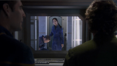 Hoshi and Trip get a silicon based virus