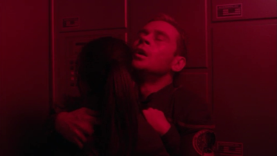 Trip stops her because aparently he's not crazy like her. We get a glimpse of Hoshi's aikido skills when she tries to fight him.  Apparently in aikido there is no answer to the bear hug