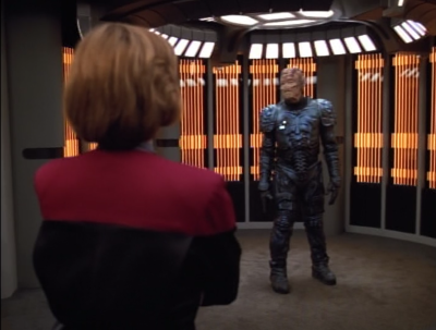 The Hirogen have incoming back-up. If Voyager doesn't hand over the prey, there's gonna be trouble