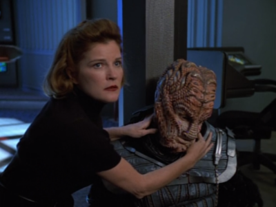 He kills the only good Hirogen guy!