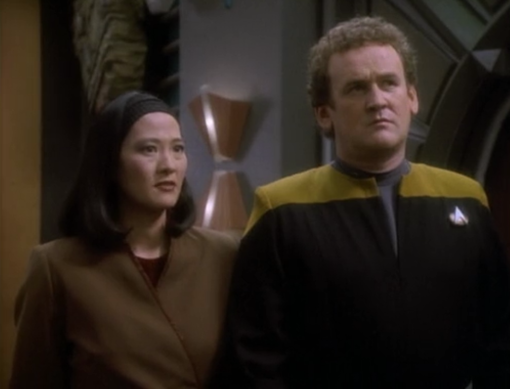Keiko And Miles Lets Watch Star Trek 